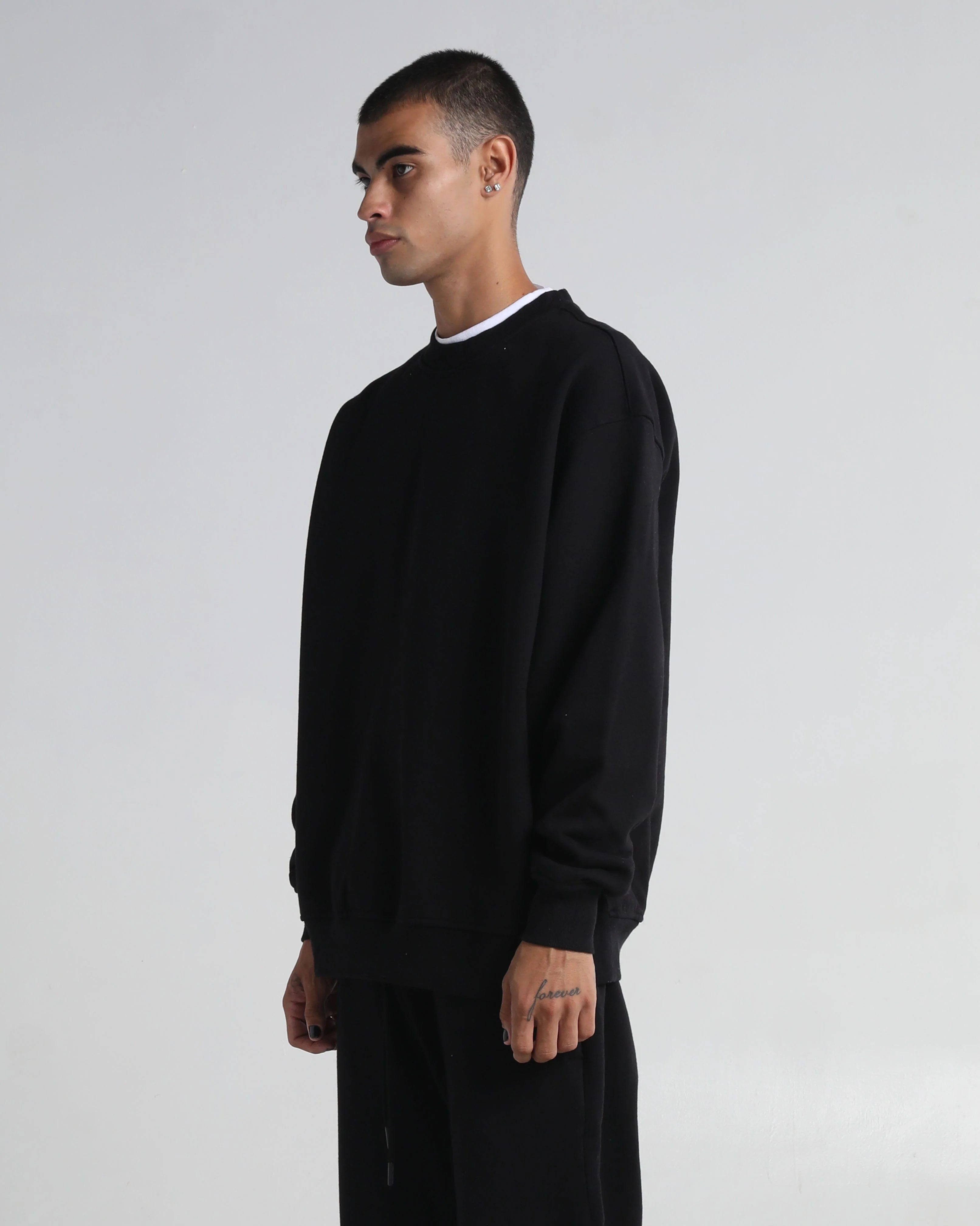 13.5oz Max Heavy Fleece Garment Dye Crewneck - Image 13