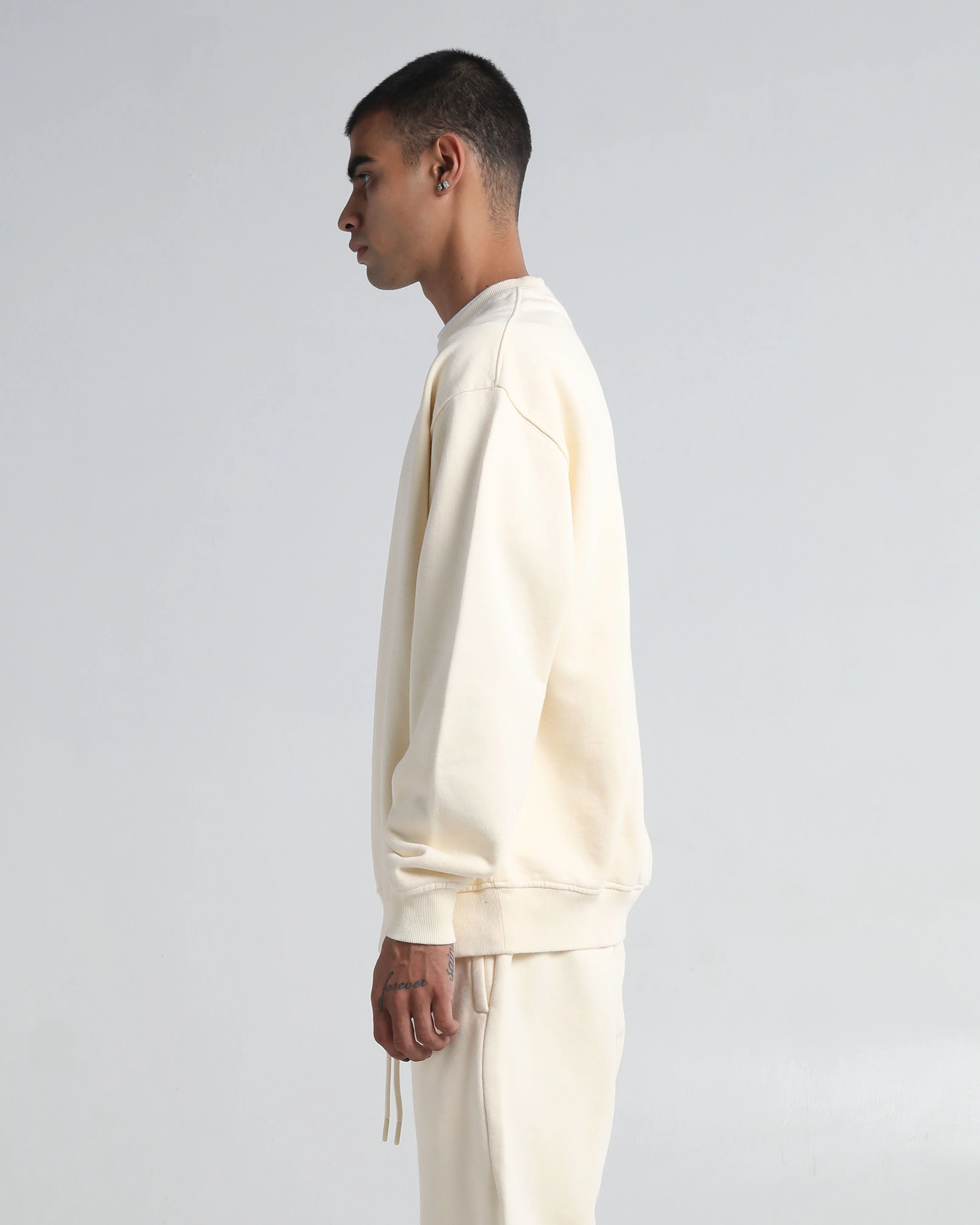 13.5oz Max Heavy Fleece Garment Dye Crewneck - Image 4