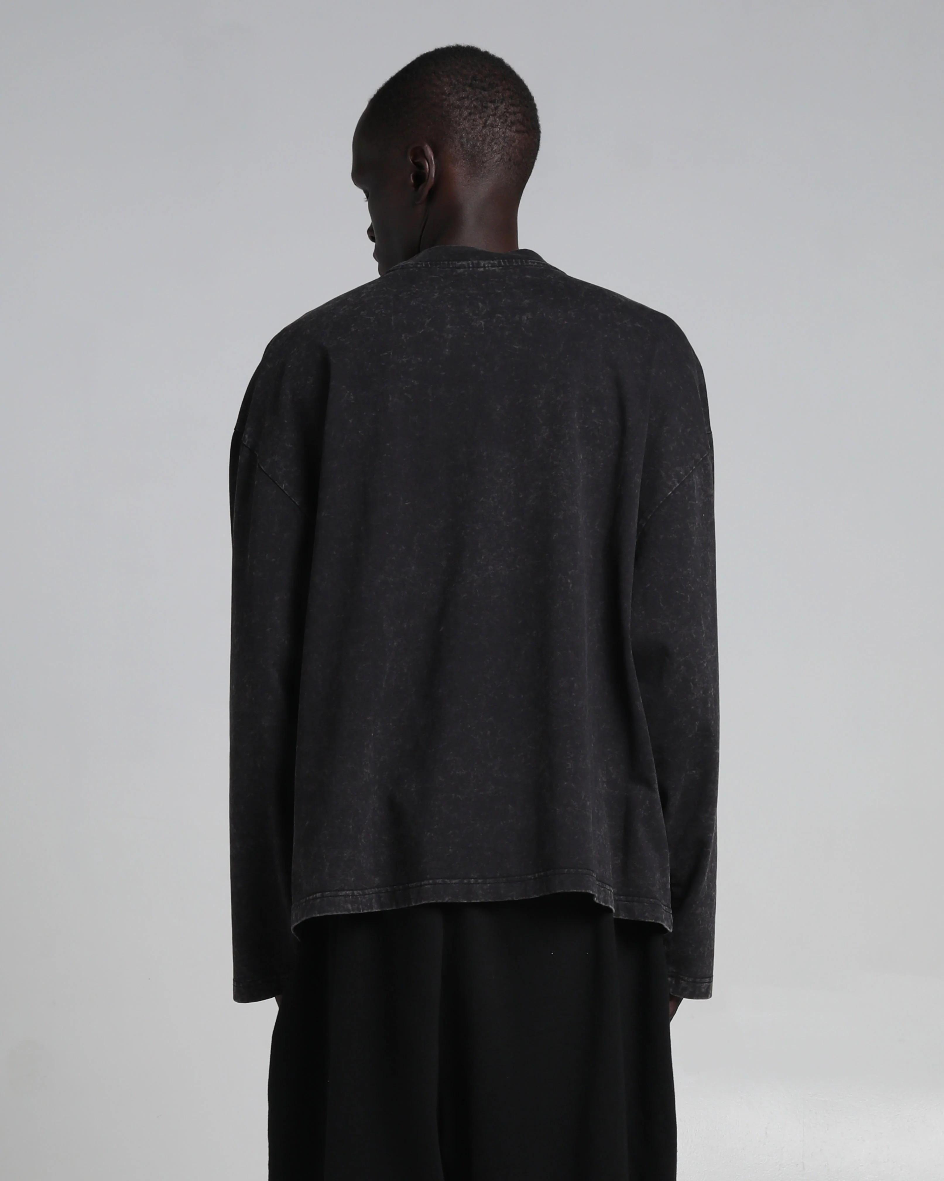 7.5oz Acid Wash Pocket Tee Long Sleeve - Image 2