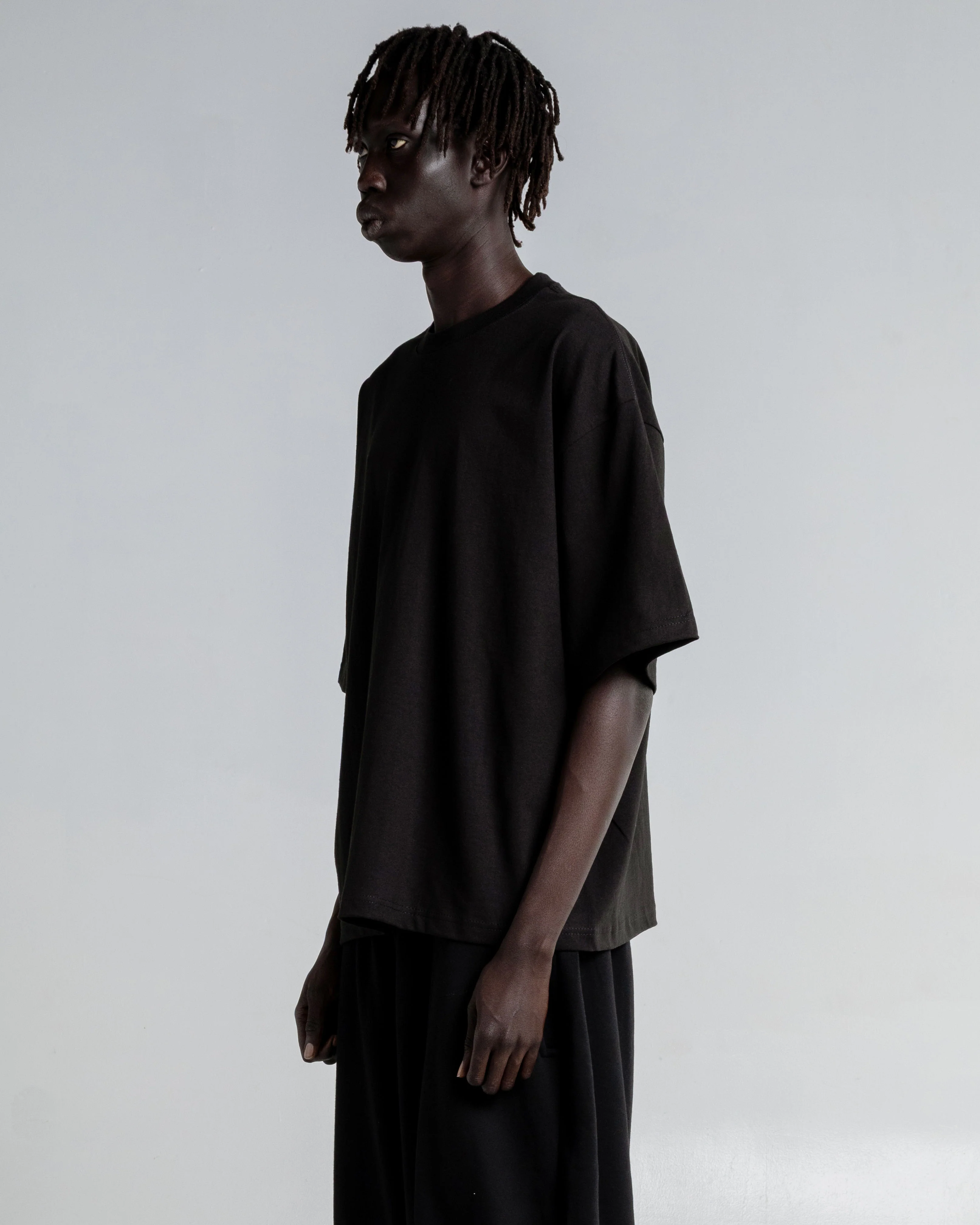 7.5oz Max Heavyweight Cropped Tee - Image 4