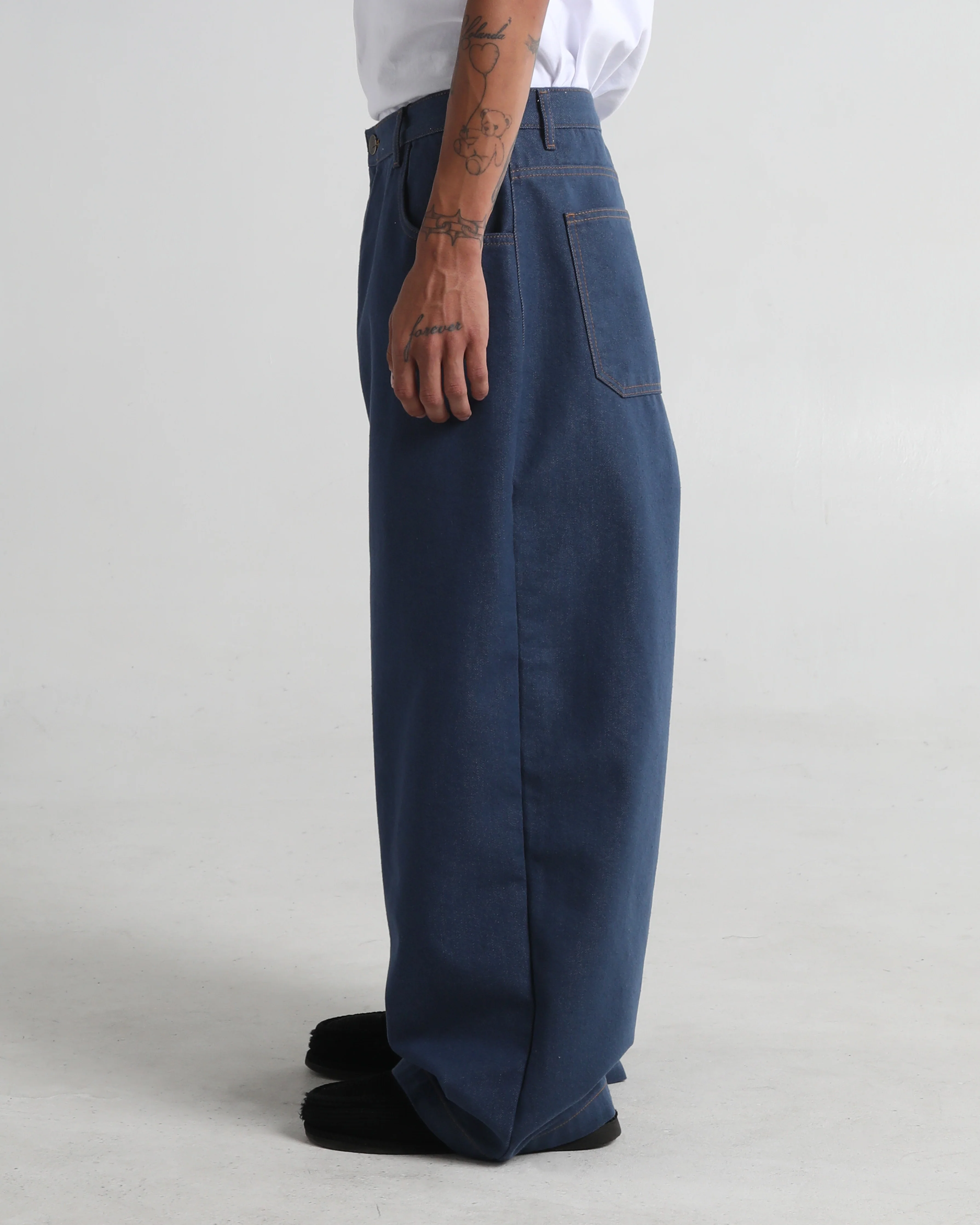 Balloon Denim - Image 16