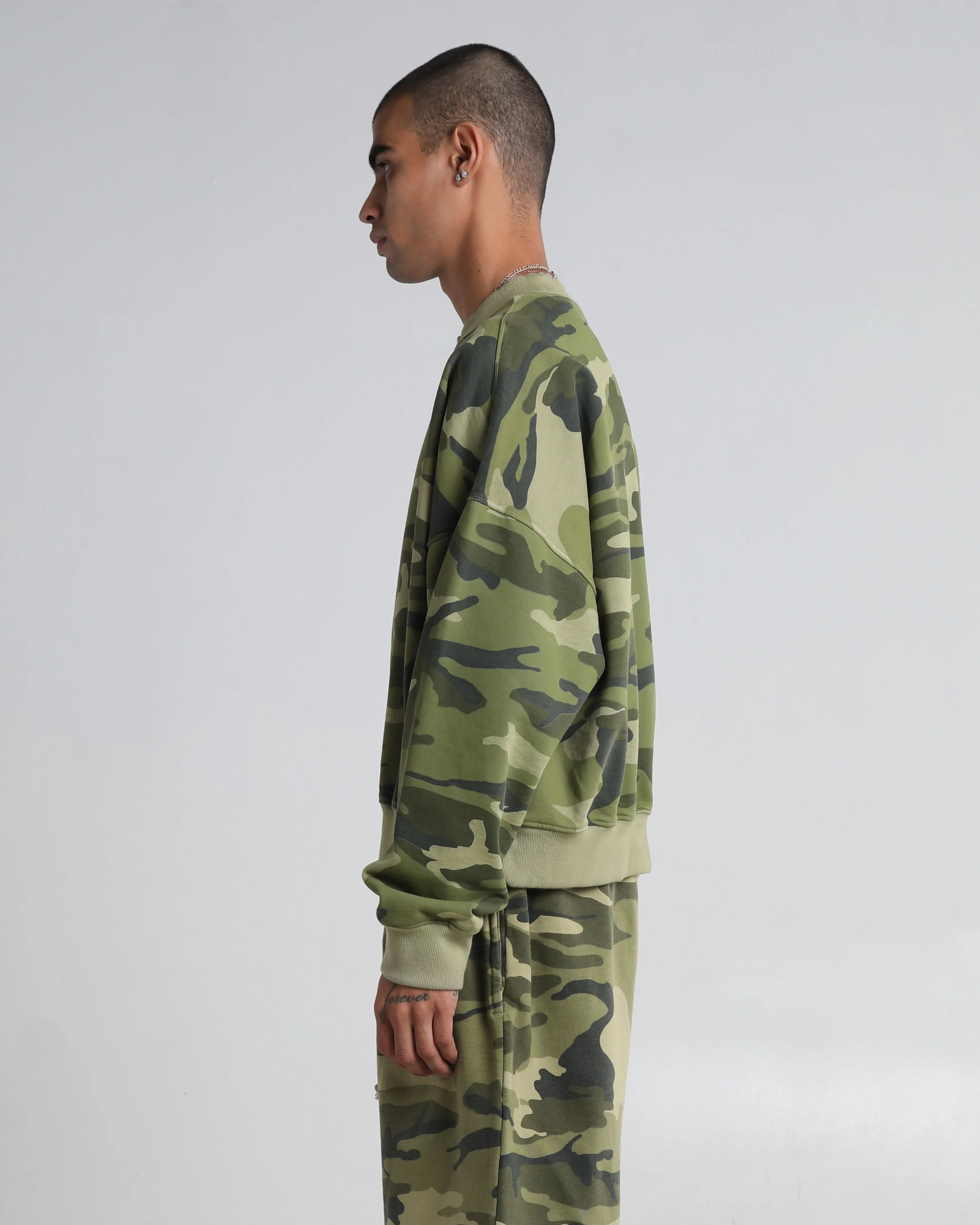 Cropped Crewneck - Image 16